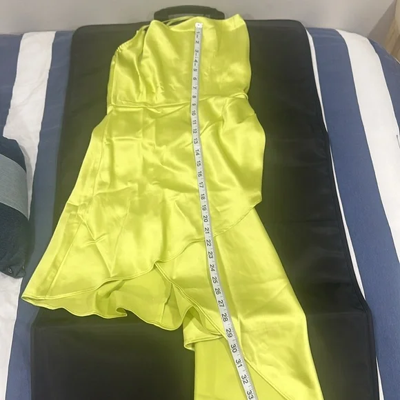 NWT forever 21 Honeydew Dress - Picture 7 of 11